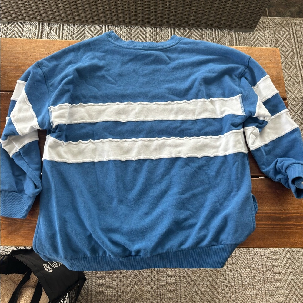 Joy Lab Sweatshirt - Picture 2 of 3